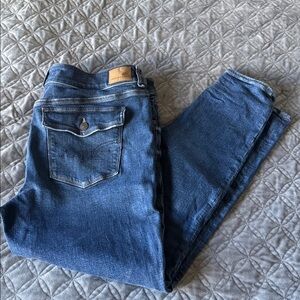 American Eagle Outfitters Super Low-Rise Jegging new without tags